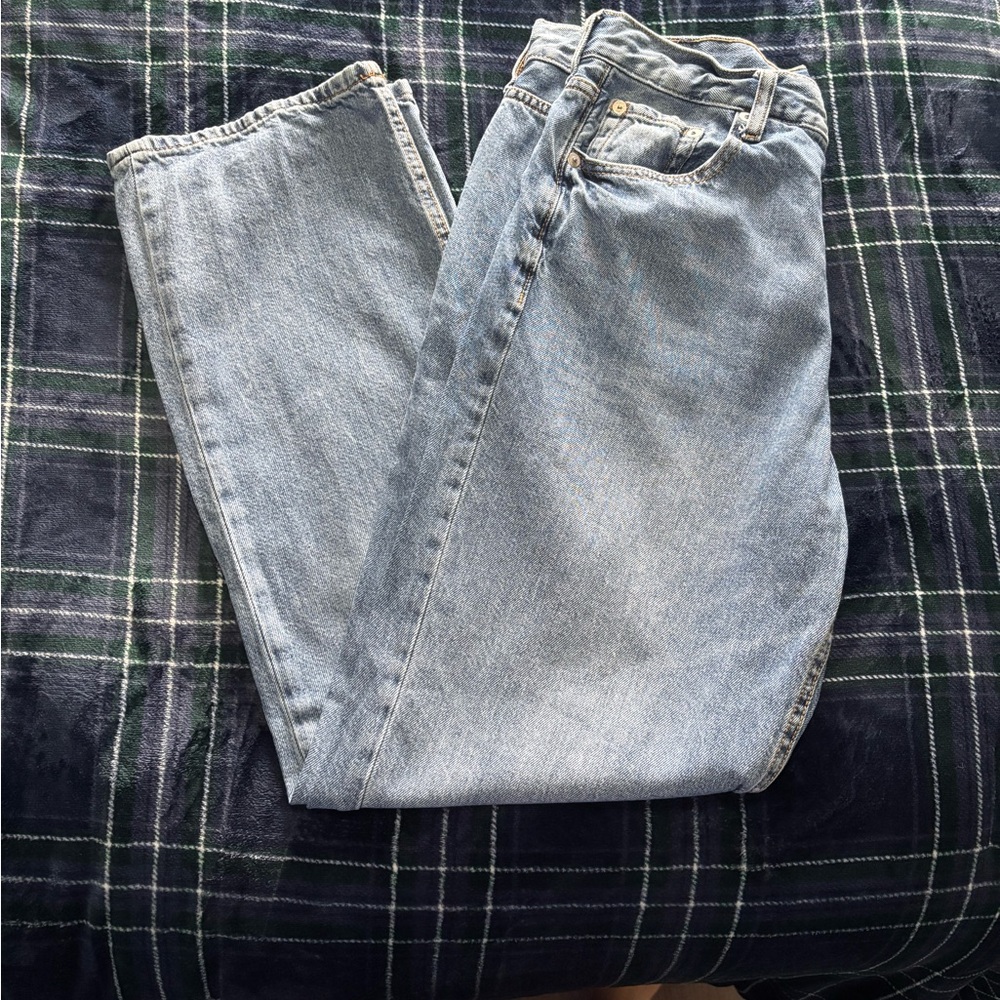 Aeropostale mid wash high rise baggy jeans - Picture 3 of 6